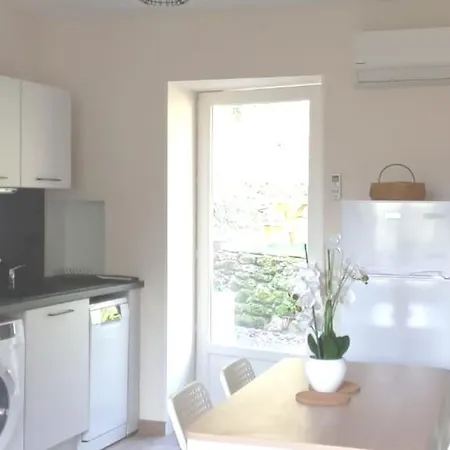 Maison Au Calme Avec Jardin Et Parking Prive Rouairoux Exterior photo